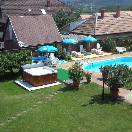 Hotel Holp Panzio Balatonföldvár Exteriér fotografie
