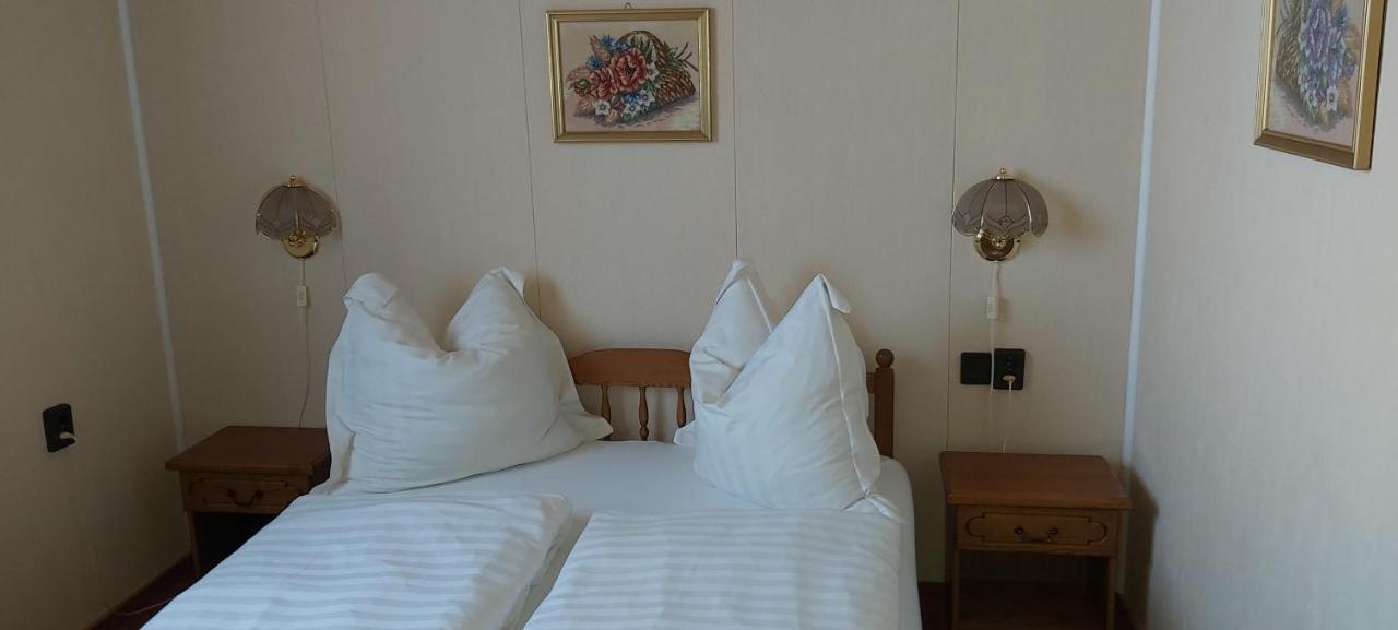 Hotel Holp Panzio Balatonföldvár Exteriér fotografie